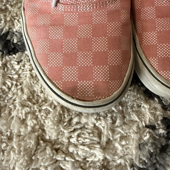Vans Women's Pink and White Checkered Sneakers - Picture 2 of 9